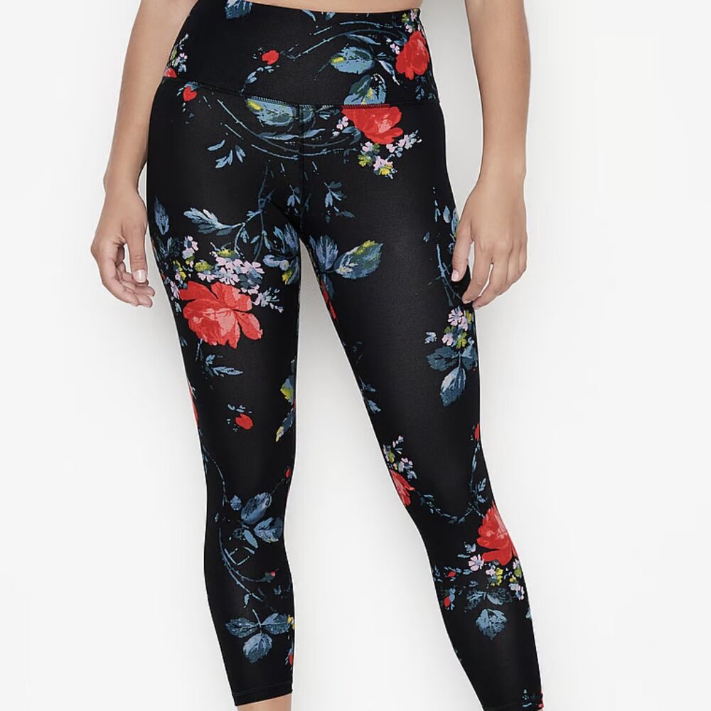 Victoria’s Secret Black Floral Core Essential Pocket Leggings